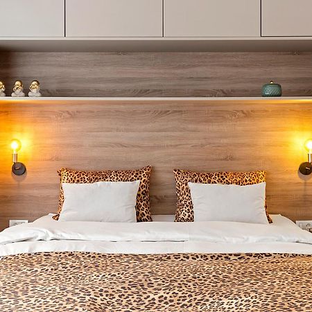 Angelo Bello Luxury Suite City Center By Sattal Bucureşti Ngoại thất bức ảnh