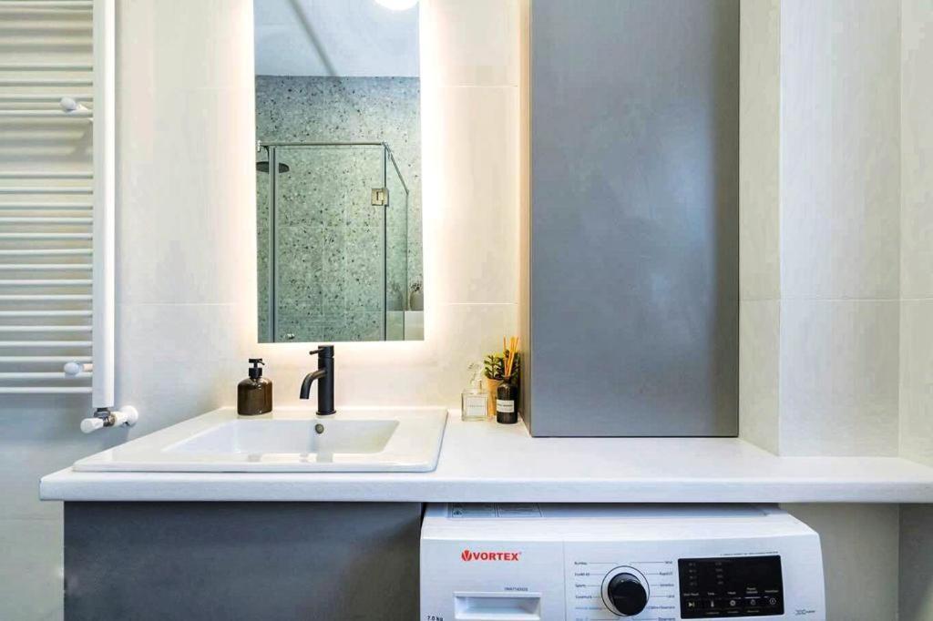 Angelo Bello Luxury Suite City Center By Sattal Bucureşti Ngoại thất bức ảnh